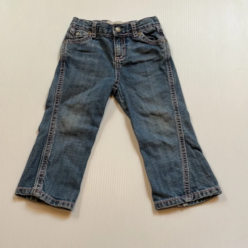 2 pair of toddler jeans, Old Navy & Kids Play. Pink details. Size 2T & 24 months